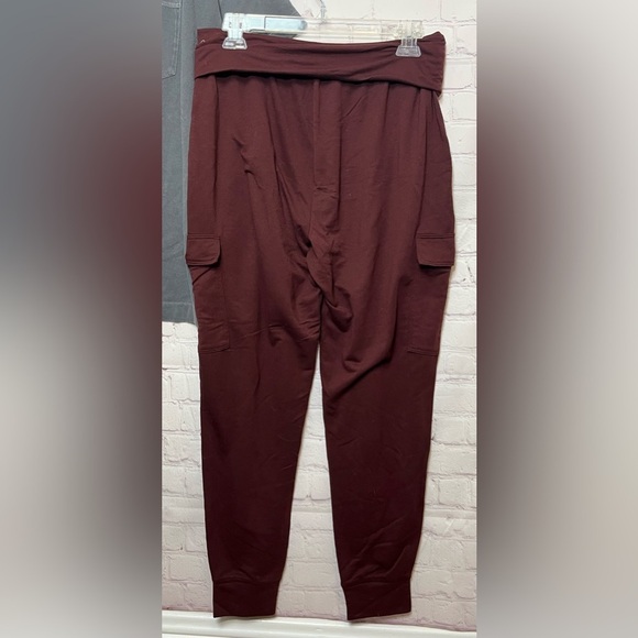 Old Navy Lounge Outfit - Picture 5 of 16